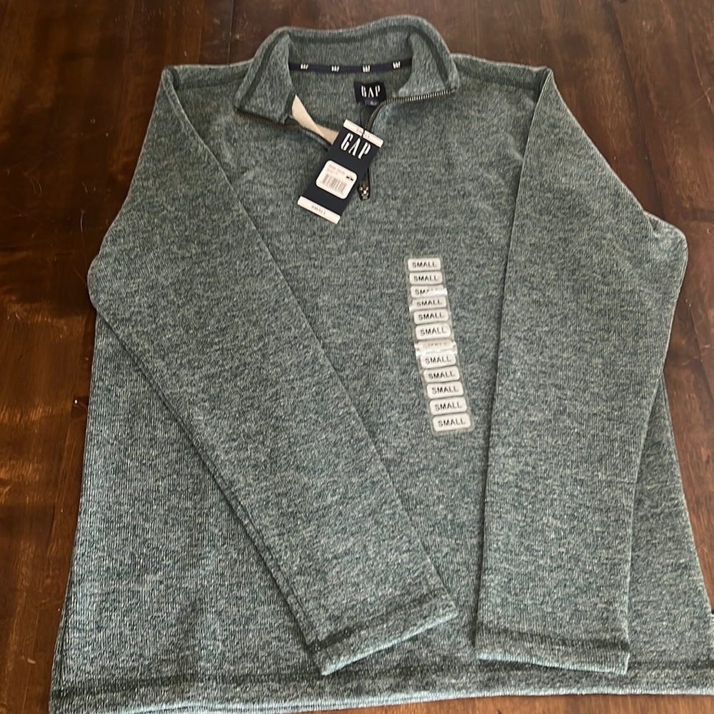 Gap half zip pullover